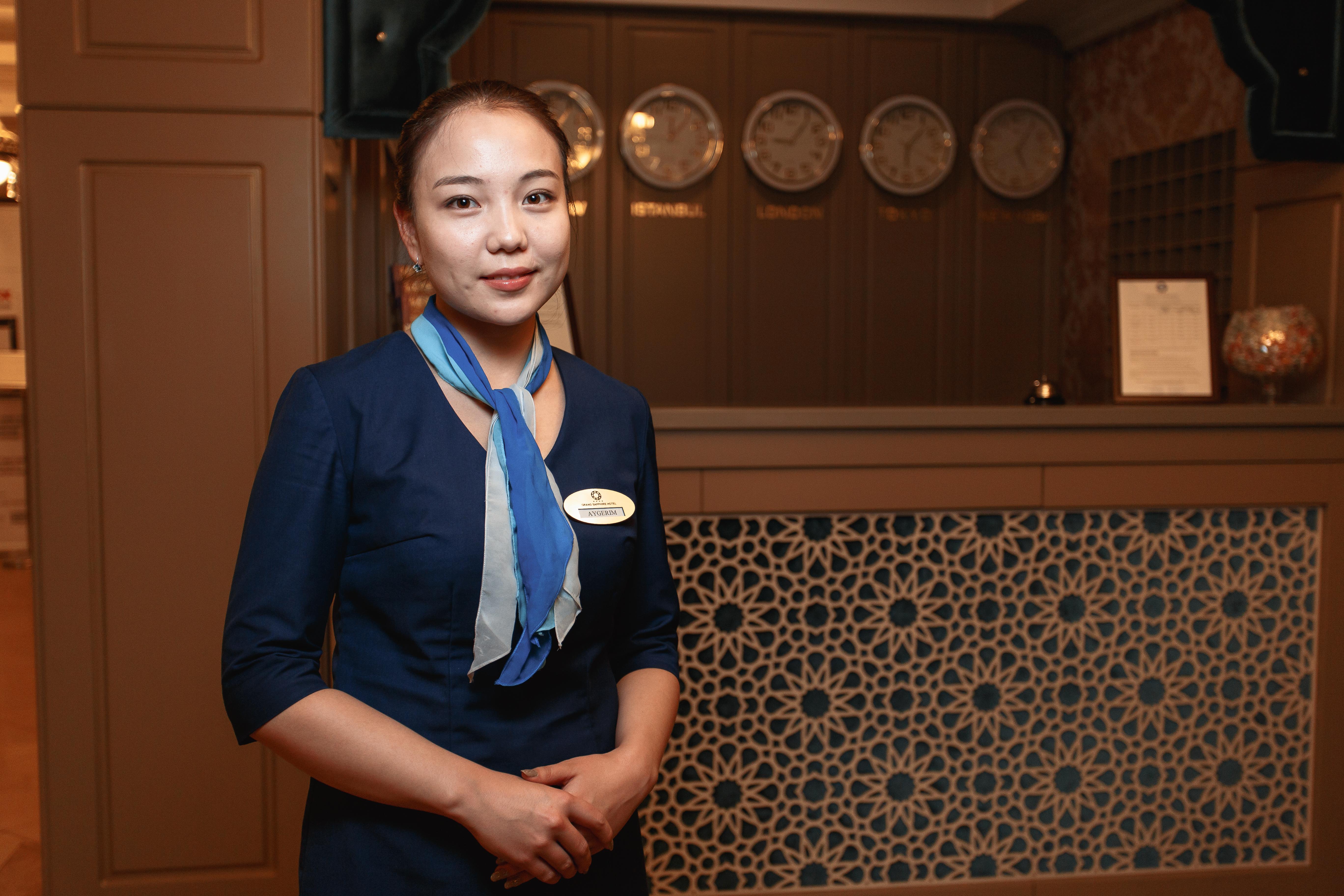 Grand Sapphire Hotel Алма Ата Екстериор снимка
