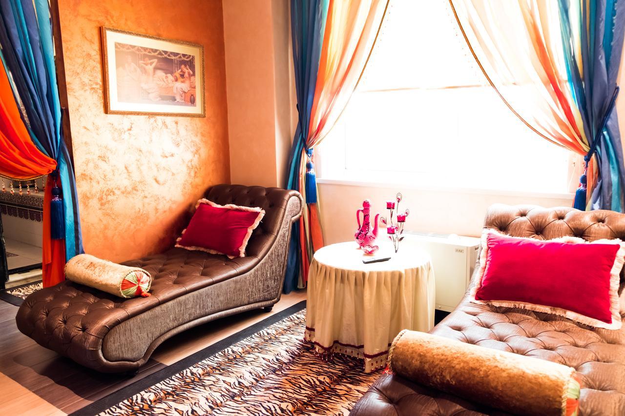 Grand Sapphire Hotel Алма Ата Екстериор снимка